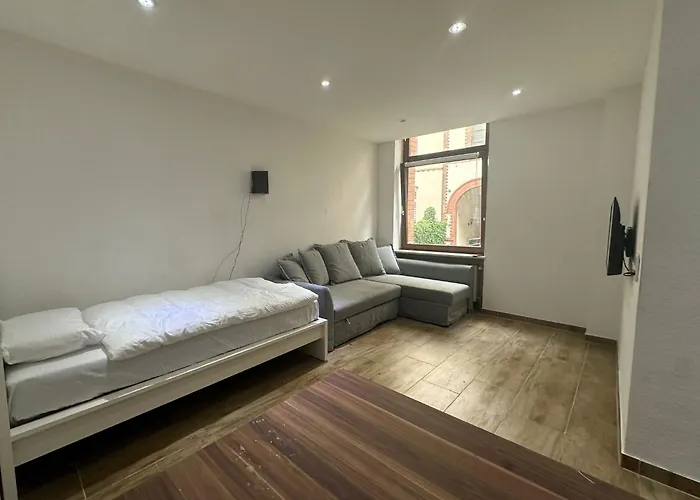 Erdgeschoss Wohnung Wiesbaden Stadtmitte 2 Zimmer Kueche Bad