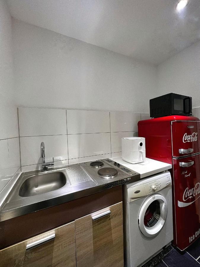 Erdgeschoss Stadtmitte 2 Kueche Bad *